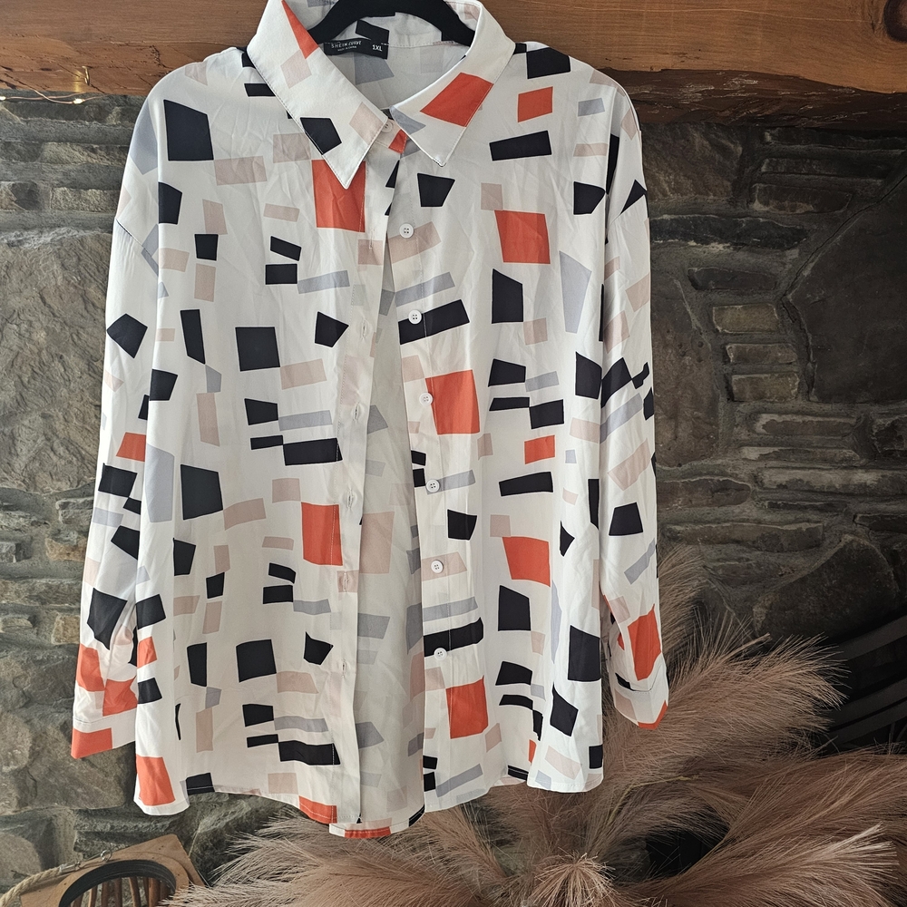 SHEIN Geometric Print Blouse - Black, White, Red
